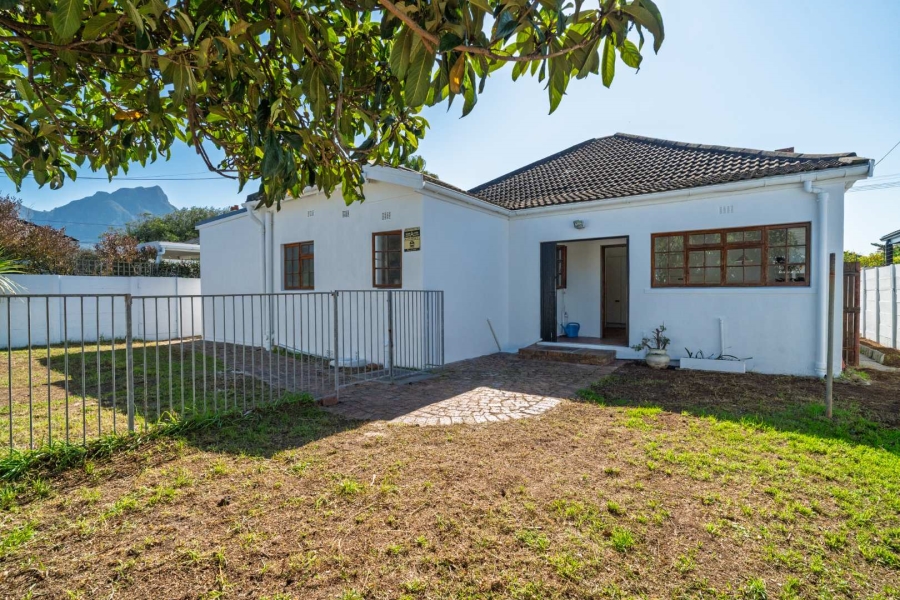 4 Bedroom Property for Sale in Claremont Western Cape